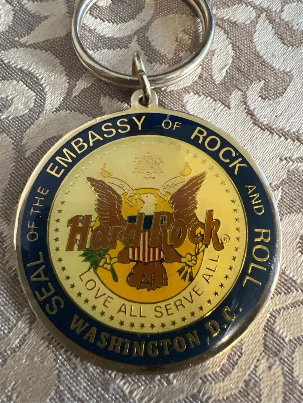 Hard Rock Cafe Seal of Embassy of Rock & Roll Washington DC Keychain